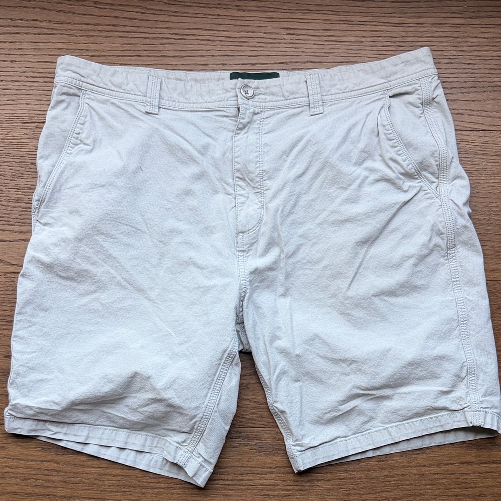 Rodd & Gunn Light Beige Flat Front Men’s Shorts